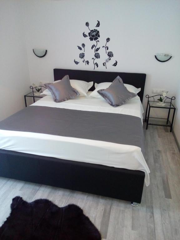 טרוגיר Villa Duje Old Town מראה חיצוני תמונה